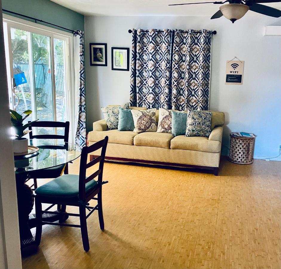 The Cozy Big Studio -30 Days Kailua-Kona Esterno foto